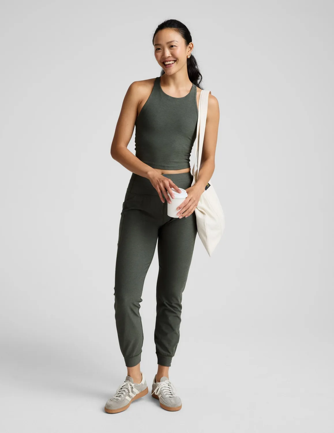 Beyond Yoga Spacedye Refocus Cropped Tank linne Dusty Forest Heather med bh