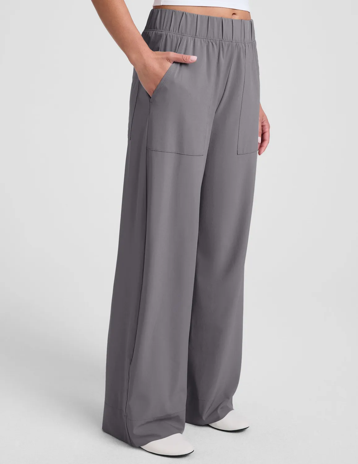 Beyond Yoga Easy Wide Leg Pant 31" byxor Cloud Gray ljusgrå