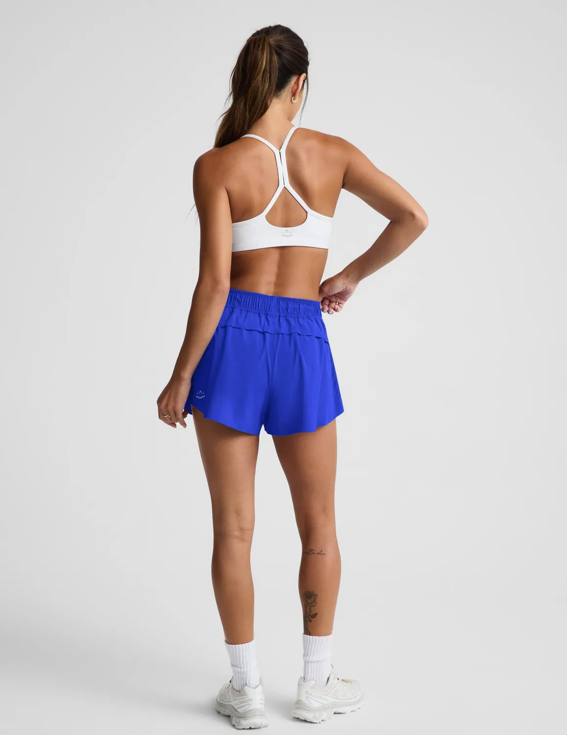 Beyond Yoga Solemate 2.5" löparshorts Ultra Blue mesh
