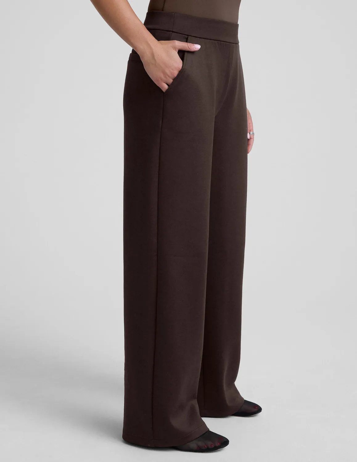 Beyond Yoga In The Flow vida byxor Dark Chocolate ficka