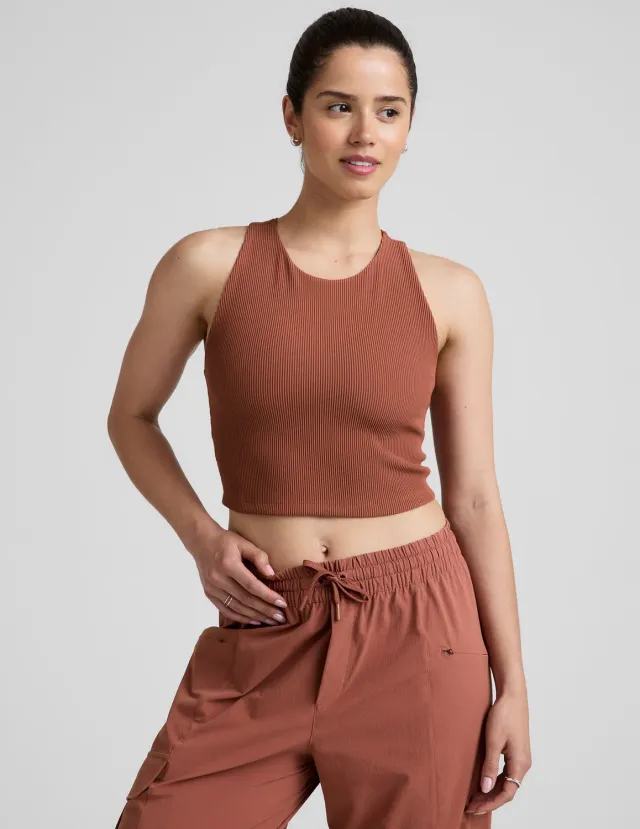 Beyond Yoga Refocus Ribbed Cropped Tank top Opulent Auburn med bh