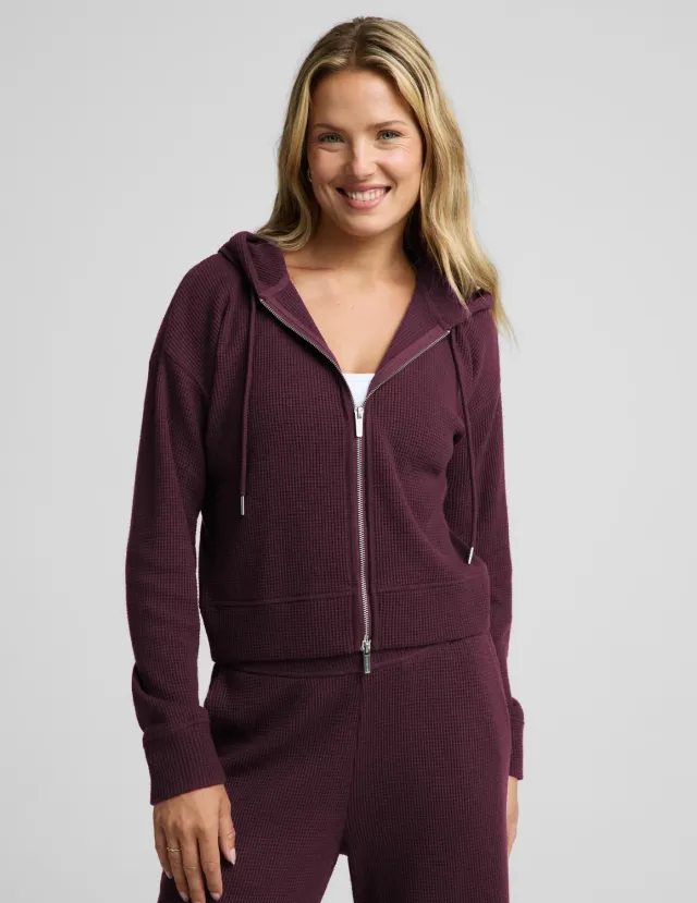 Beyond Yoga Rest Day Waffle Hooded Jacket luvjacka cabernet