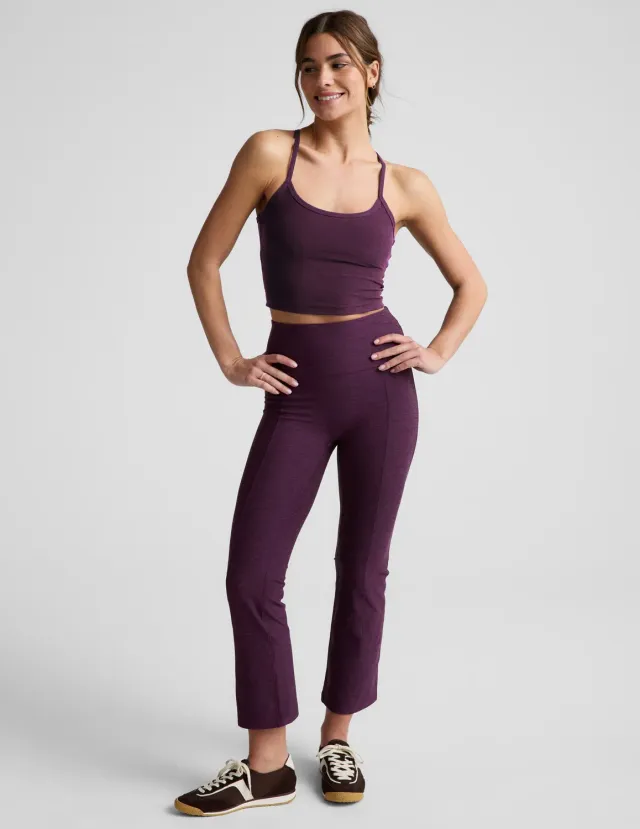Beyond Yoga Spacedye Pintuck Kick Flare capribyxa Brilliant Blackberry flare