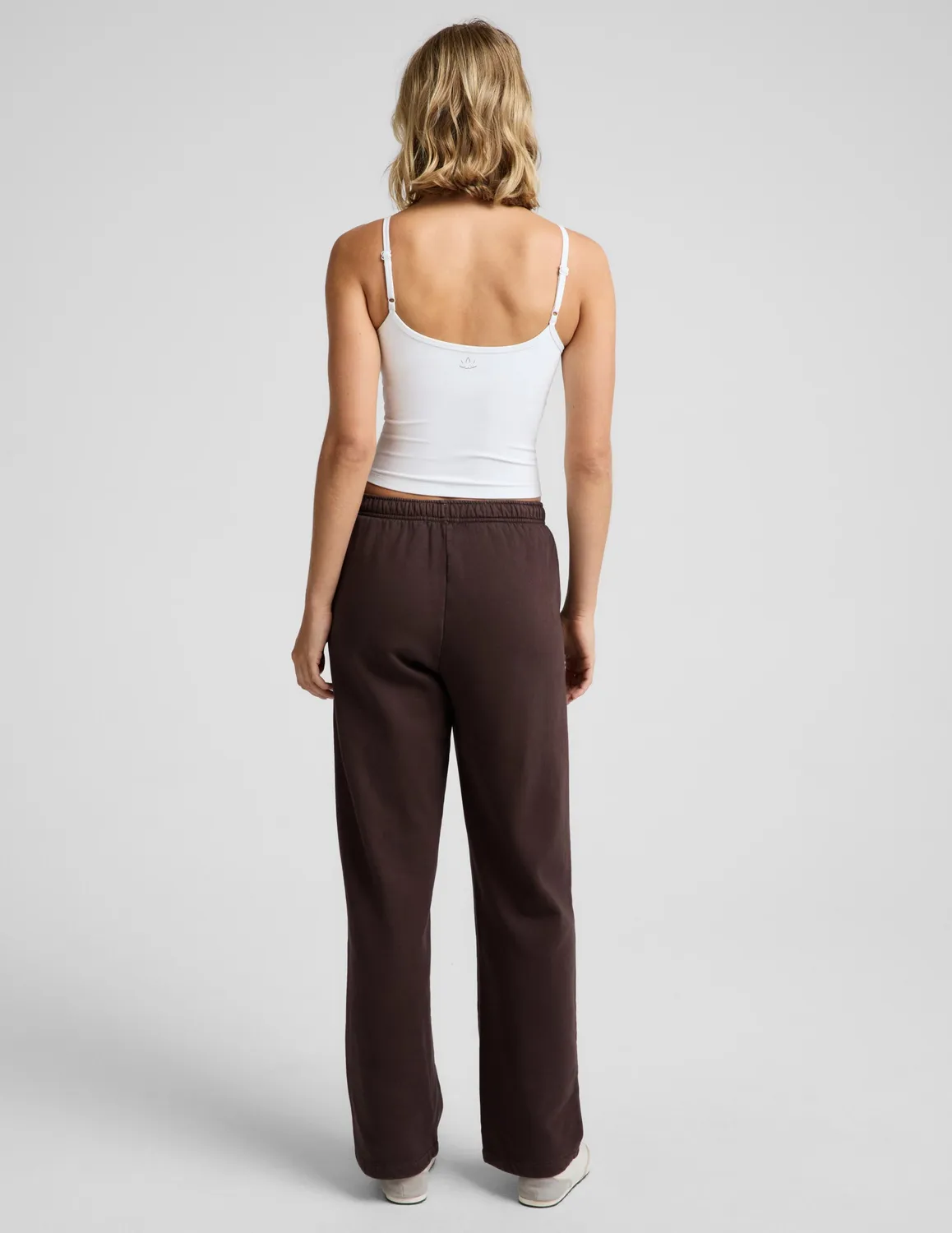 Beyond Yoga LuxeFleece 2.0 Straight Leg Sweatpant 31" mjukisbyxor Dark Chocolate