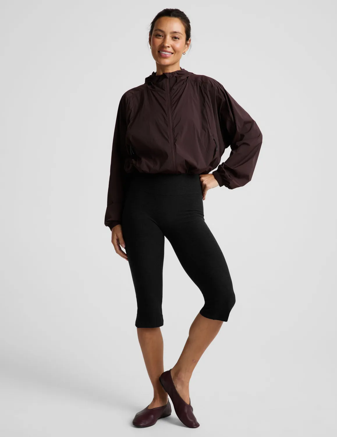Beyond Yoga Places To Go löparjacka Cocoa Plum UPF 50+