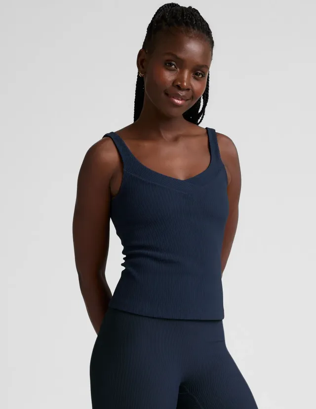 Beyond Yoga Impulse Ribbed Classic Tank träningstopp Nocturnal Navy ribbad
