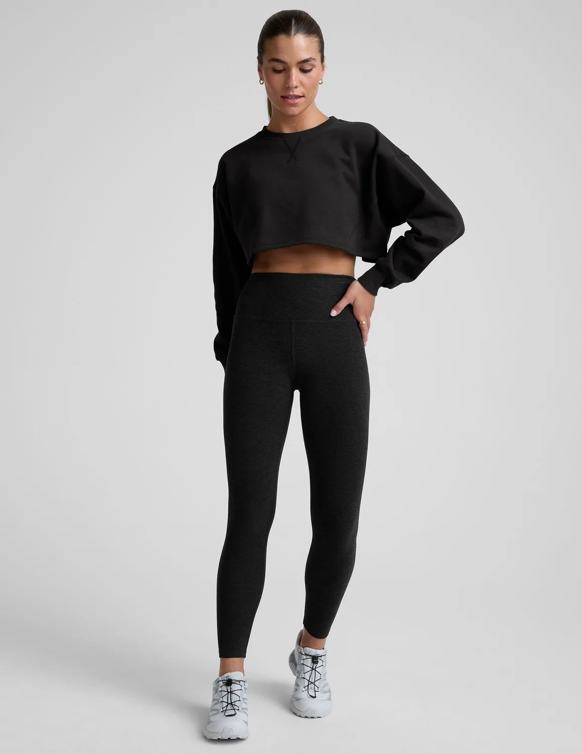 Beyond Yoga LuxeFleece Cropped sweatshirt Black svart