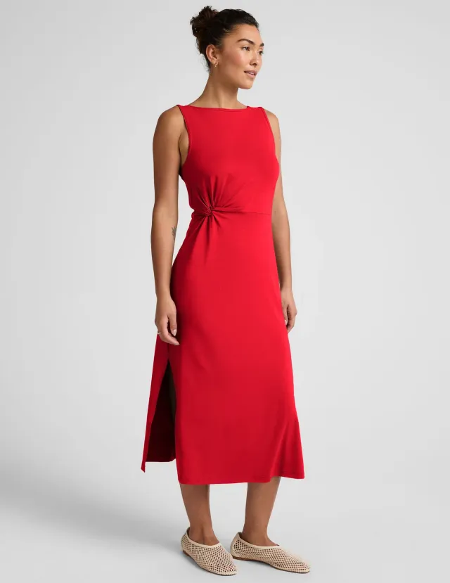 Beyond Yoga Rotation Side Twist Midi Dress klänning Candy Apple Red