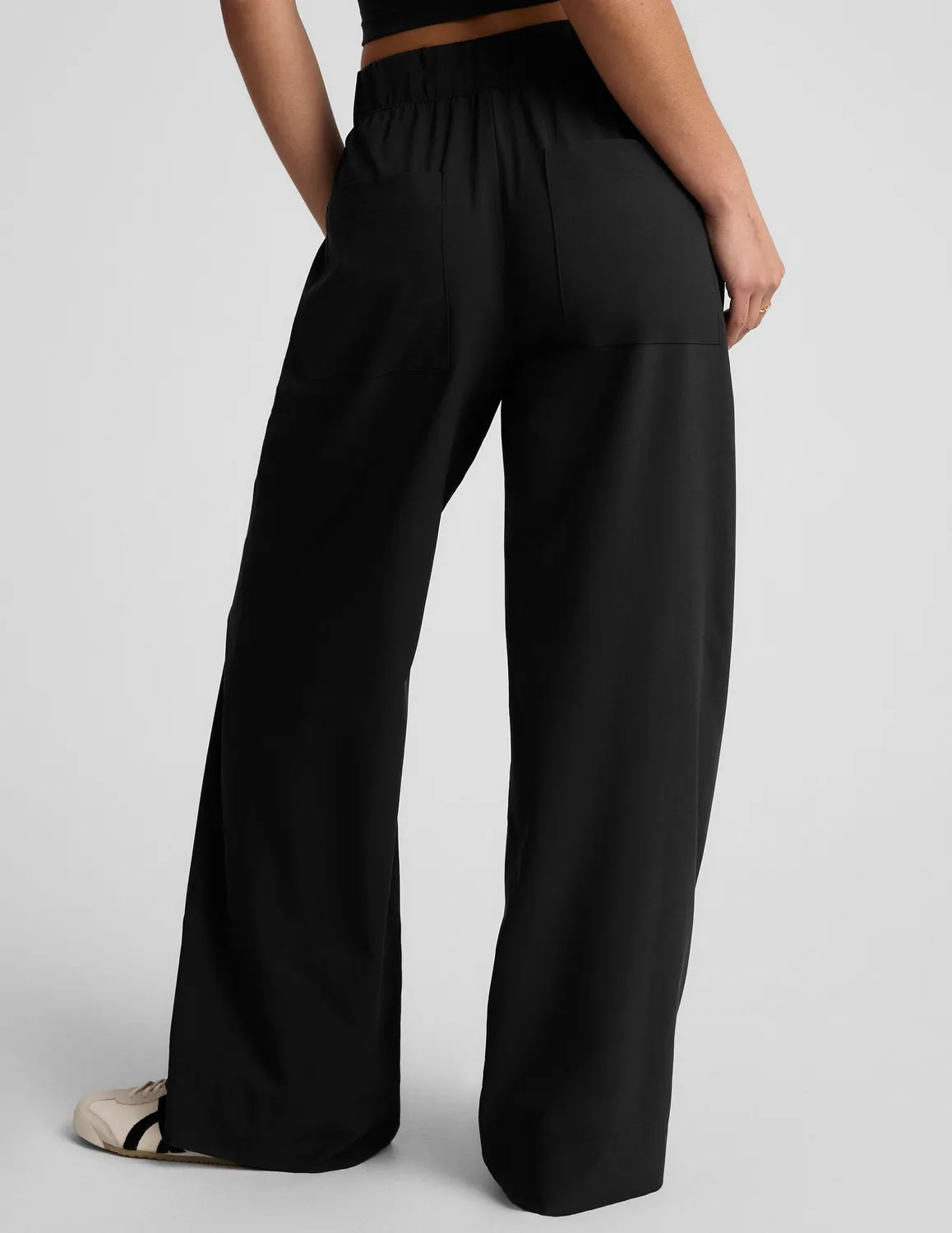 Beyond Yoga Easy Wide Leg Pant 31" byxor True Black svart