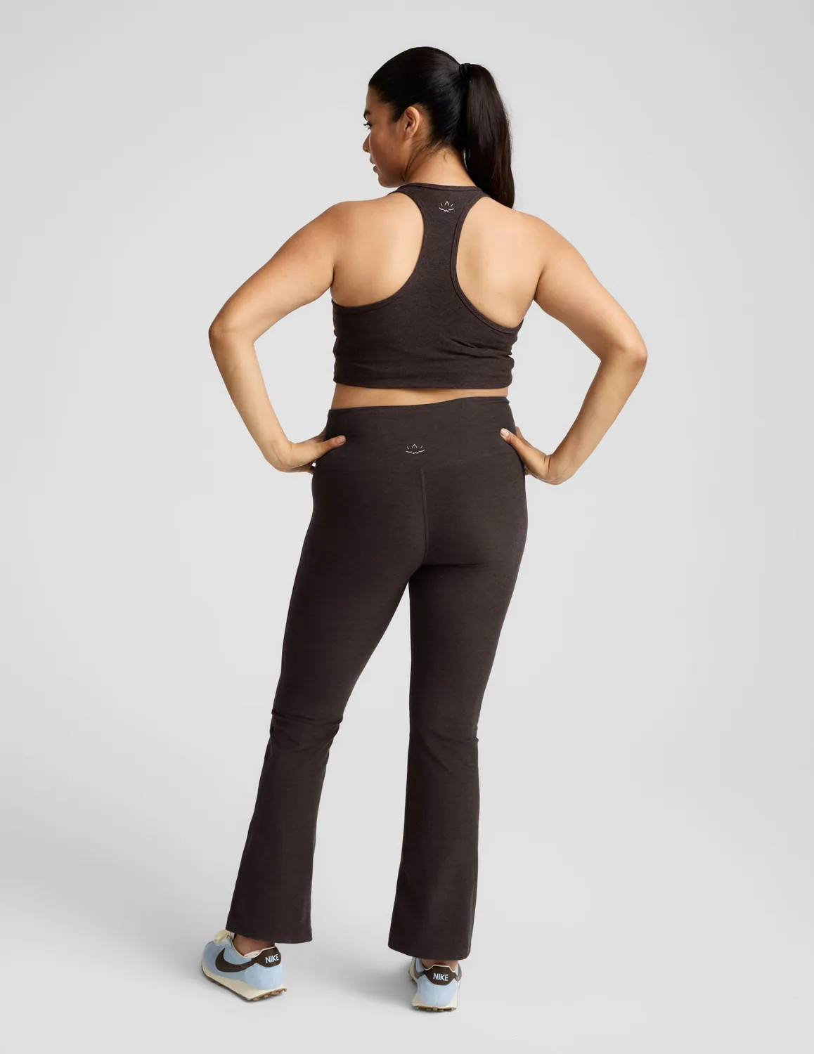 Beyond Yoga Spacedye Practice 31" Bootcut byxor Dark Chocolate