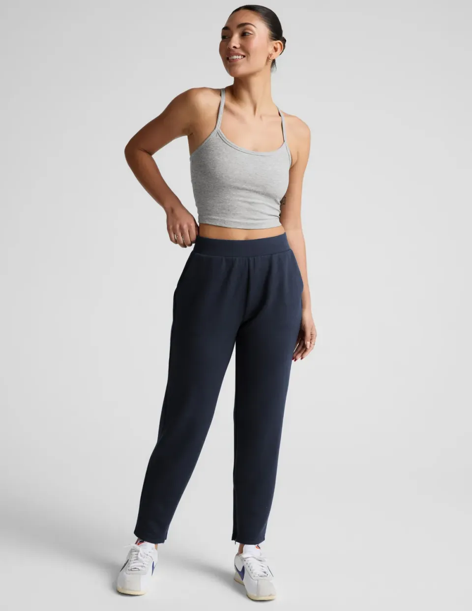 Beyond Yoga SoftSpring Tapered Byxor Nocturnal Navy med fickor