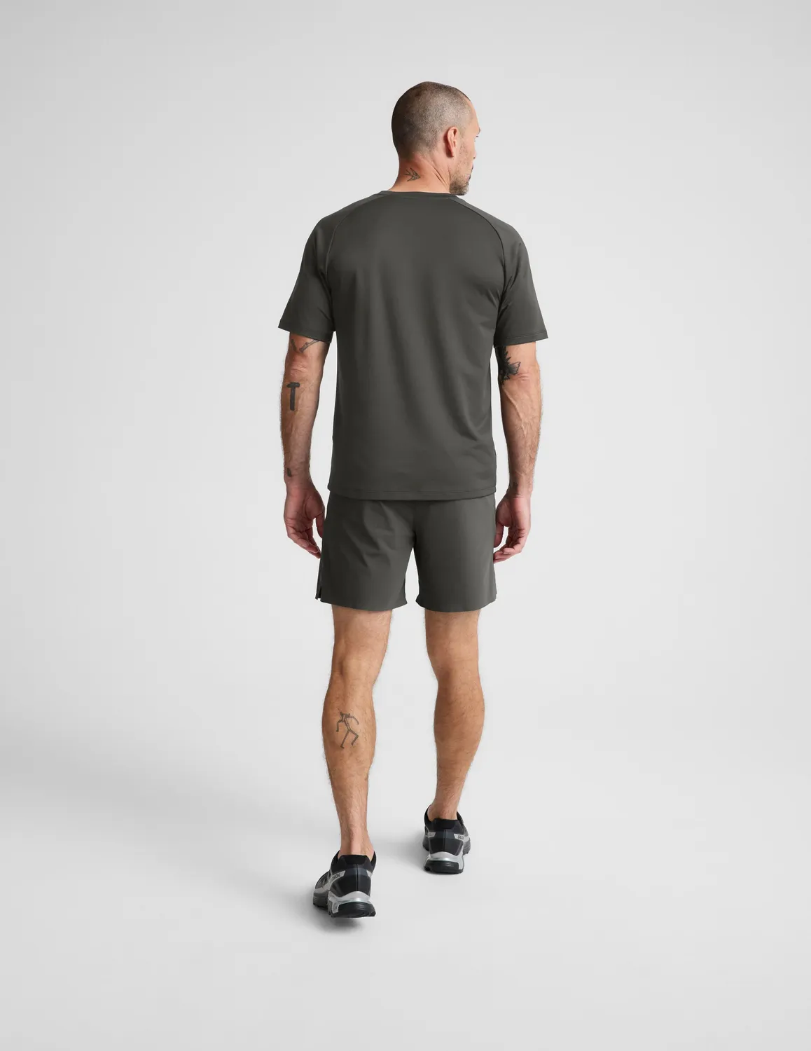Beyond Yoga WarpLite Range Lined Short 6" shorts Slate Green