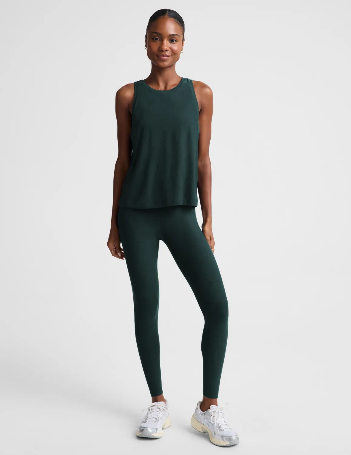 Beyond Yoga Featherweight Rebalance Tank linne Dark Ivy Heather lös