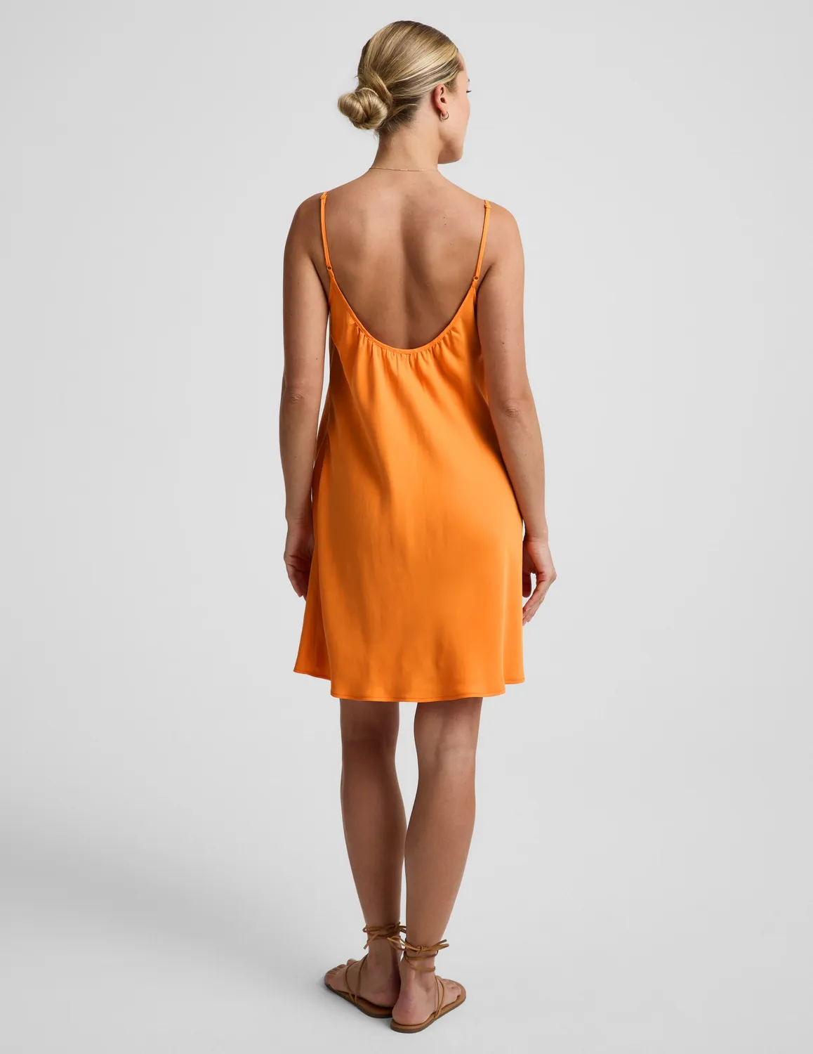 Beyond Yoga Sunkissed Cupro miniklänning Bright Citrus