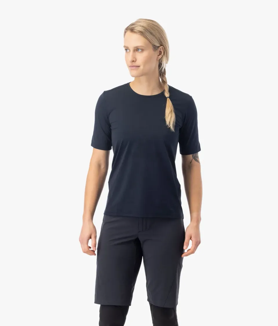 7MESH Atlas dam t-shirt Svart UPF 30+ solskydd