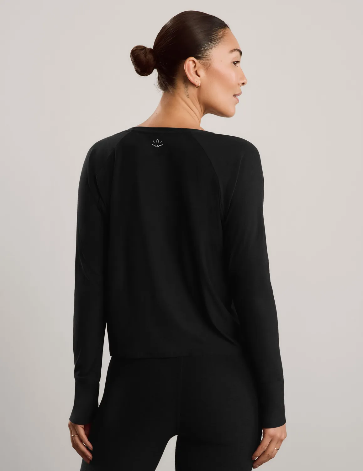 Beyond Yoga Featherweight Daydreamer Pullover Darkest Night lätt