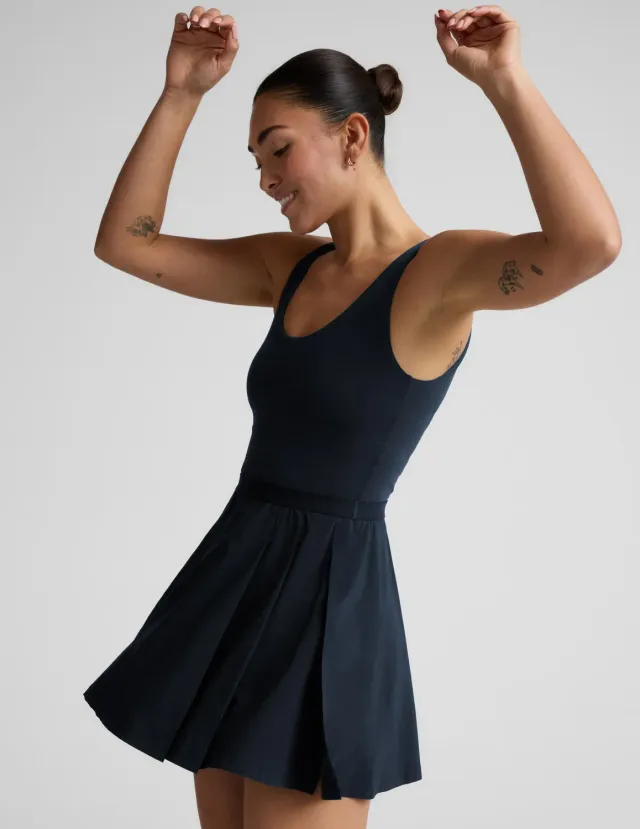 Beyond Yoga Score Pleated Dress klänning Nocturnal Navy veckad