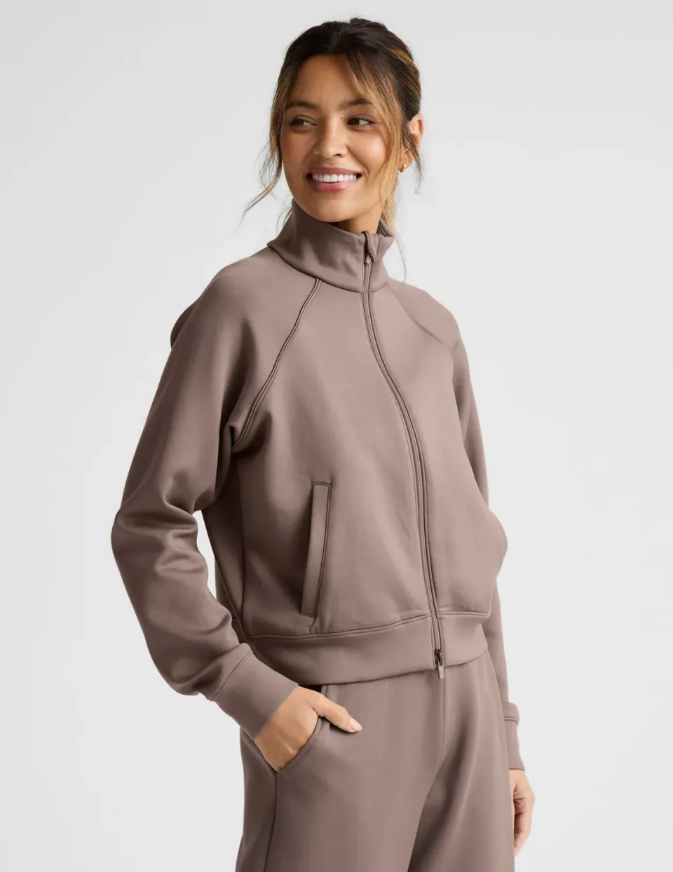 Beyond Yoga In The Flow Bomber bomberjacka Cappuccino med fickor