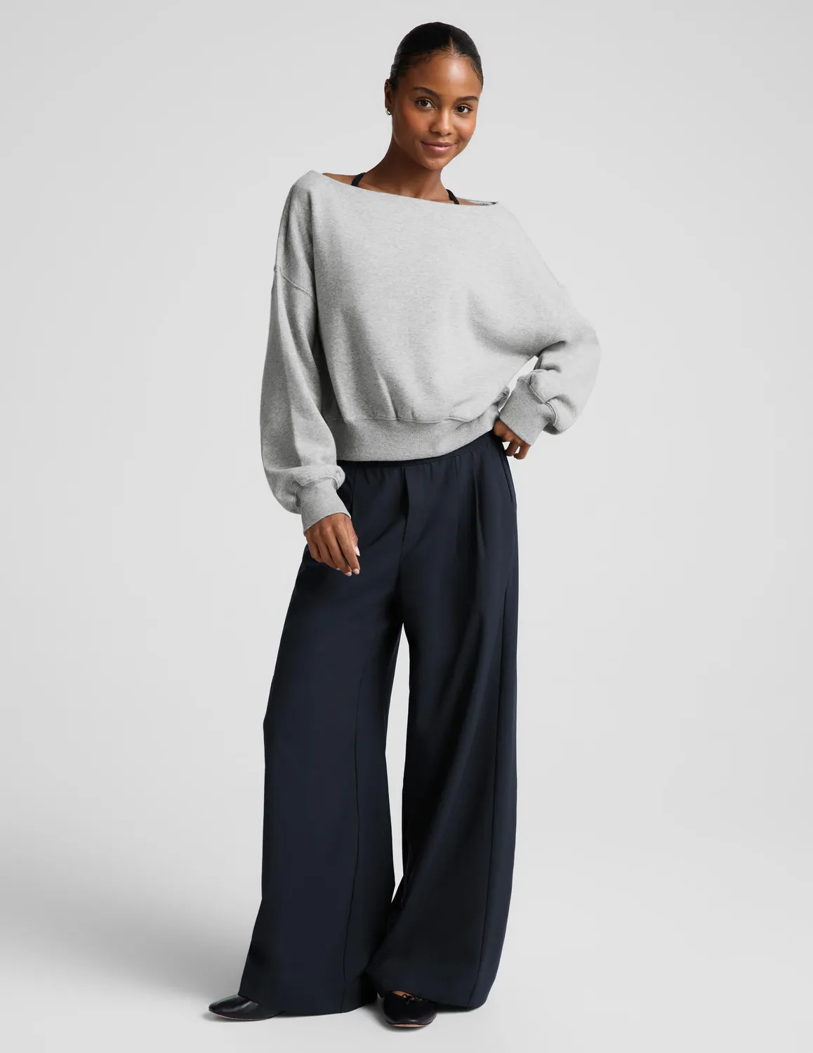 Beyond Yoga LuxeFleece 2.0 Off The Shoulder tröja Heather Gray bomull