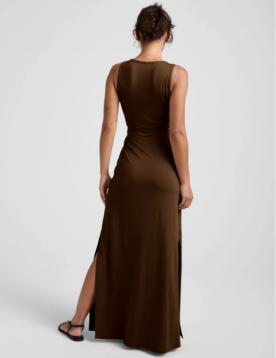 Beyond Yoga Around The World Front Twist Maxi klänning Espresso