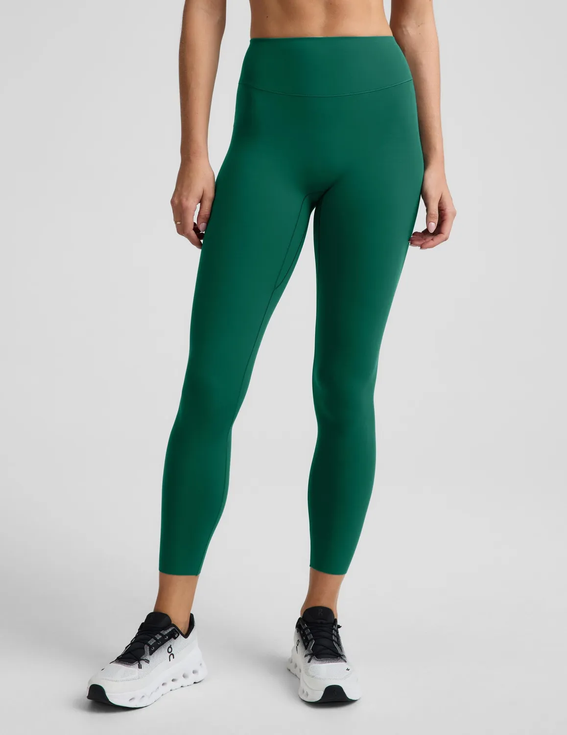 Beyond Yoga Glowzone High Waisted Midi Leggings Legacy Pine grön