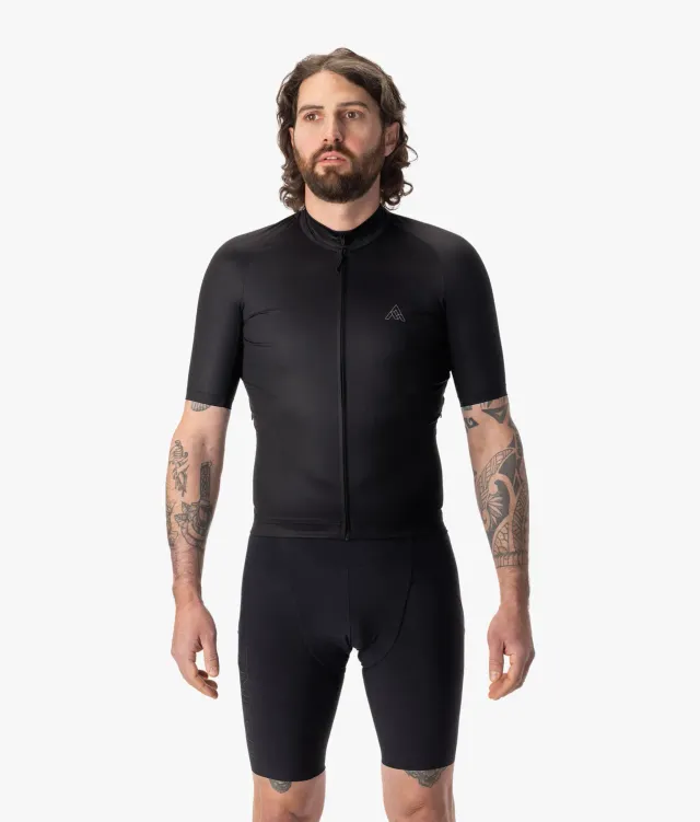 7mesh Atlas Short Sleeve cykeltröja Black ventilerande