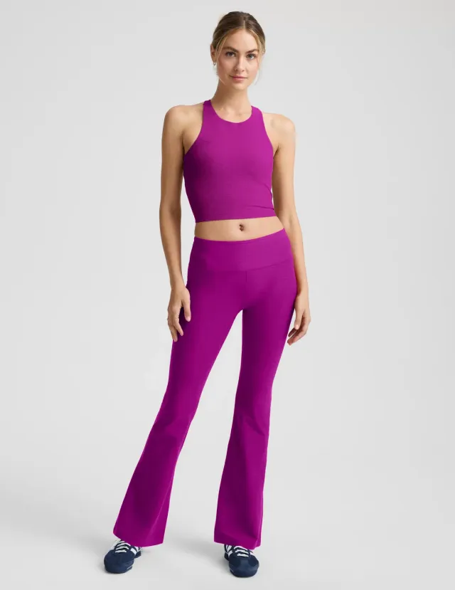 Beyond Yoga Spacedye bootcut byxor berry bliss mid-rise