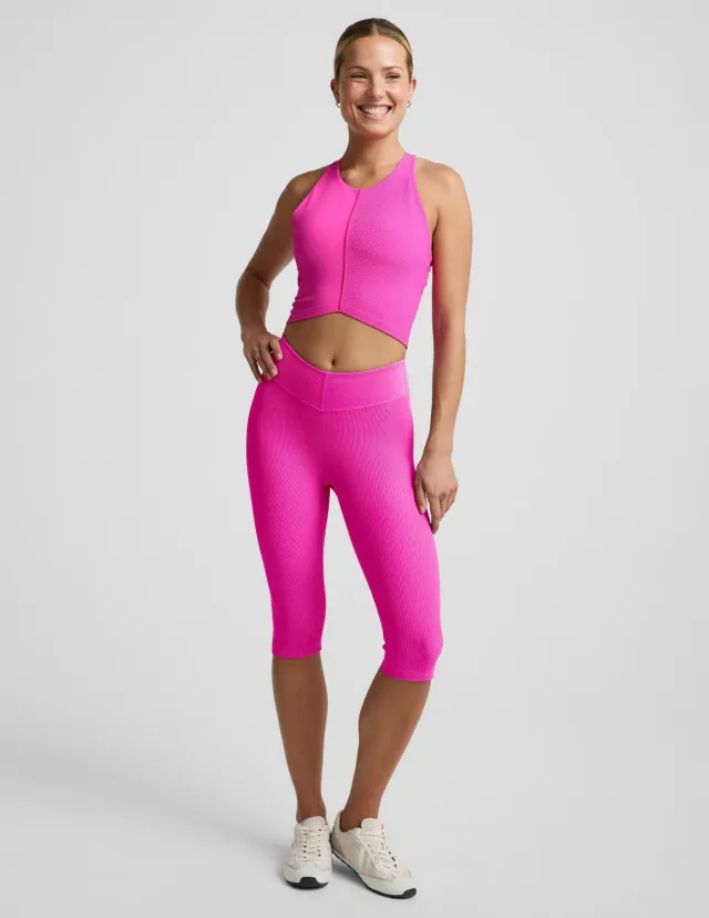 Beyond Yoga Impulse Ribbed V-Waist leggings Pink Glow capri