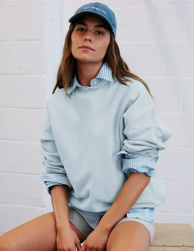 Beyond Yoga LuxeFleece Oversized Sweatshirt Morning Sky Blue mjuk