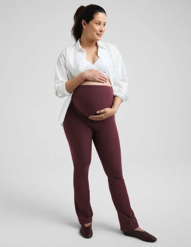 Beyond Yoga Spacedye Practice Maternity Bootcut mammabyxor Cabernet