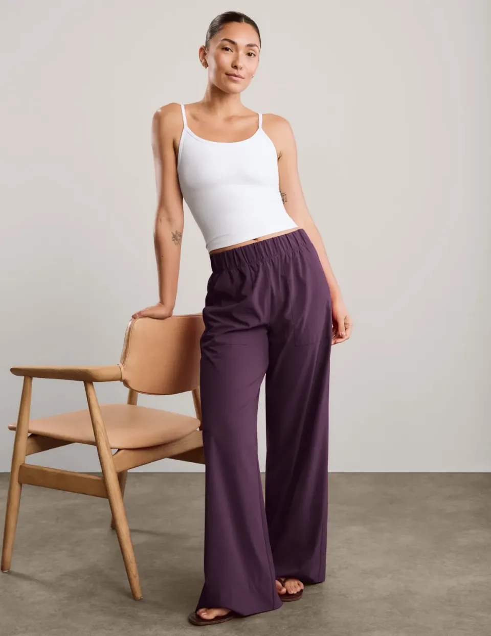 Beyond Yoga Easy Wide Leg Pant 31" byxor Brilliant Blackberry luftig