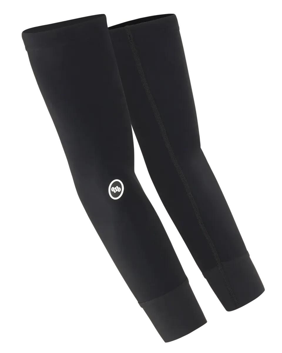 MB Wear Sun armvärmare svart lätt sommar