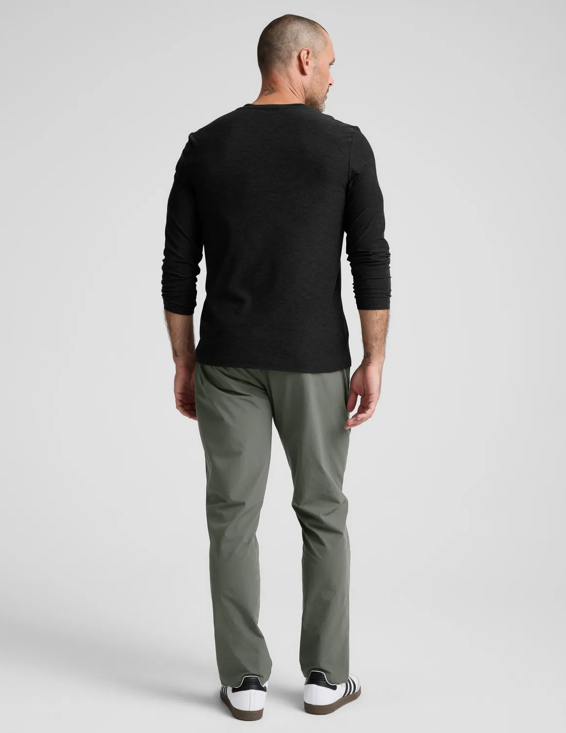 Beyond Yoga All Terrain Men's Pant träningsbyxor dusk basil stretch