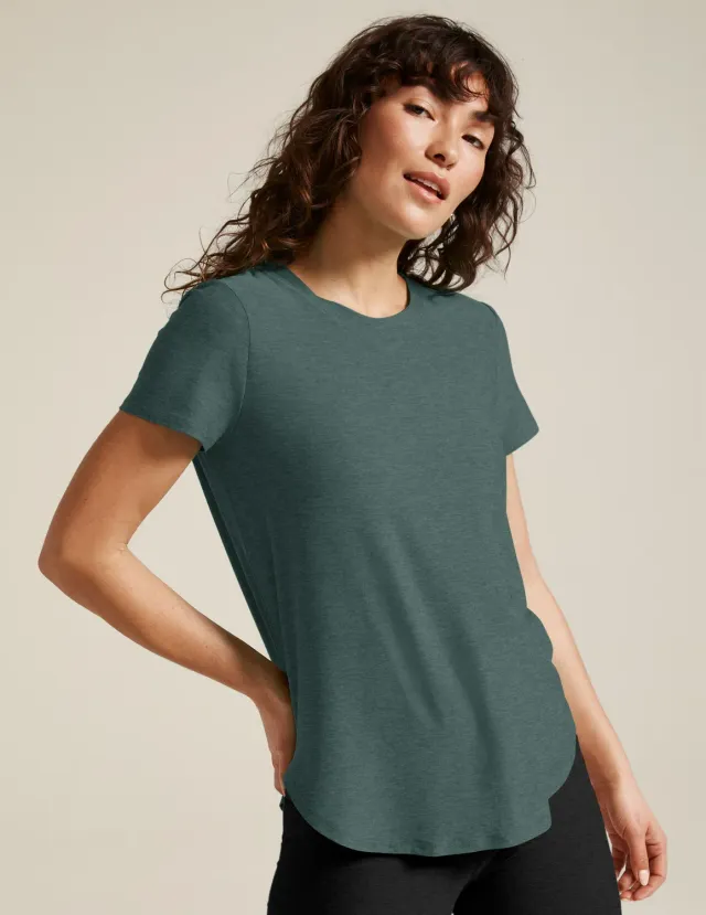 Beyond Yoga Featherweight On The Down Low Tee t-shirt Storm Heather lös