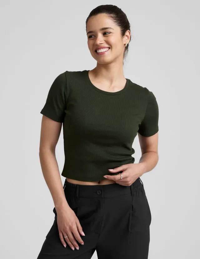 Beyond Yoga Rib Baby Tee t-shirt Olive Ink croppad