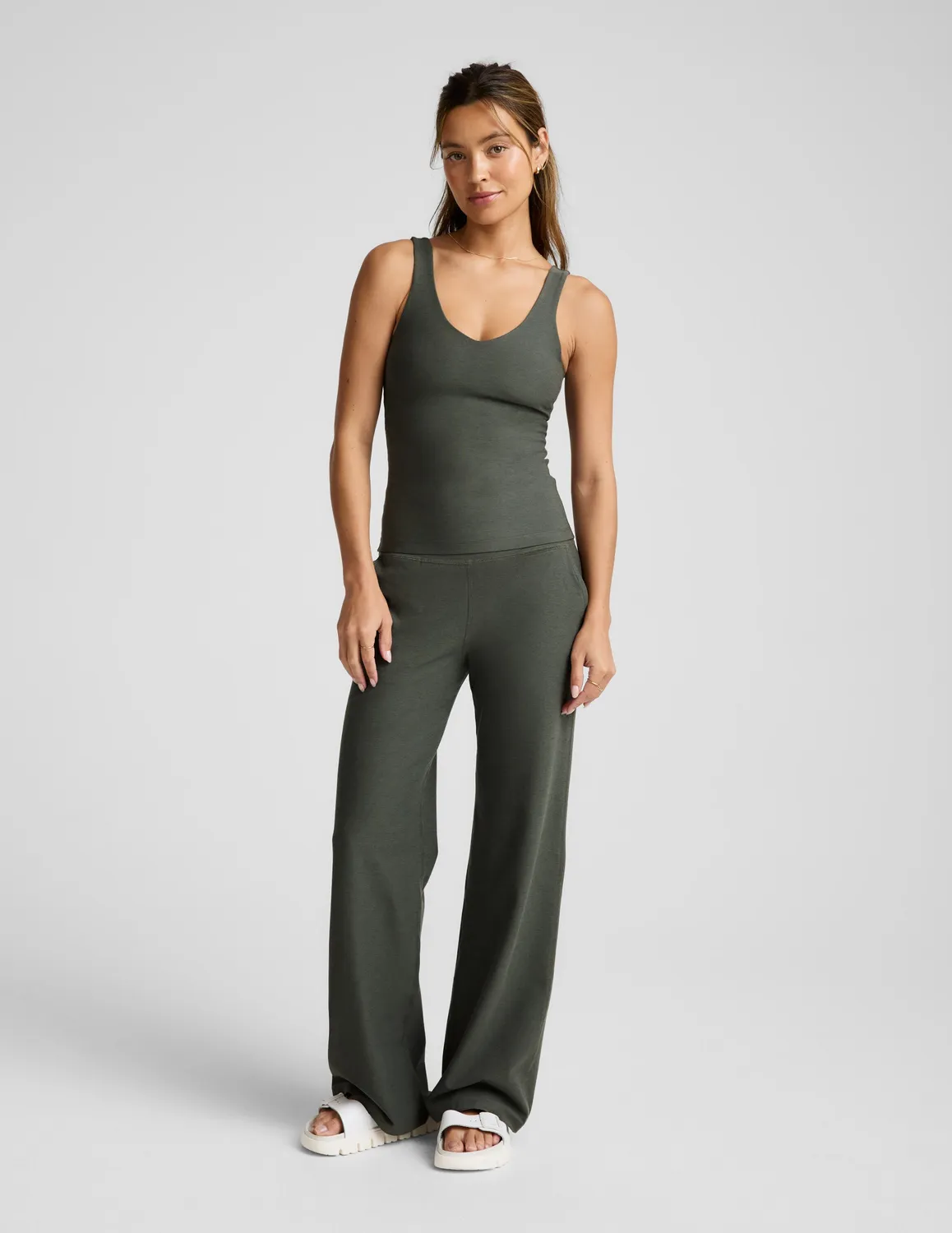 Beyond Yoga Spacedye Good Day Classic Tank linne Dusty Forest inbyggd bh