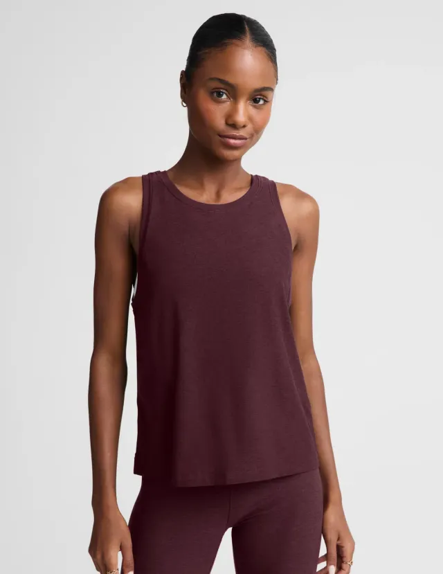 Beyond Yoga Featherweight Rebalance Tank linne Cabernet Heather lös