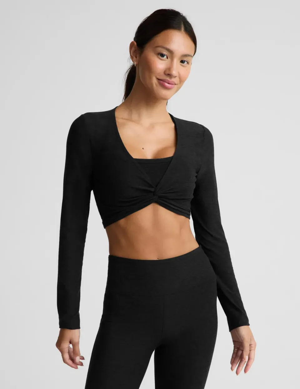 Beyond Yoga Featherweight Plié topp Darkest Night