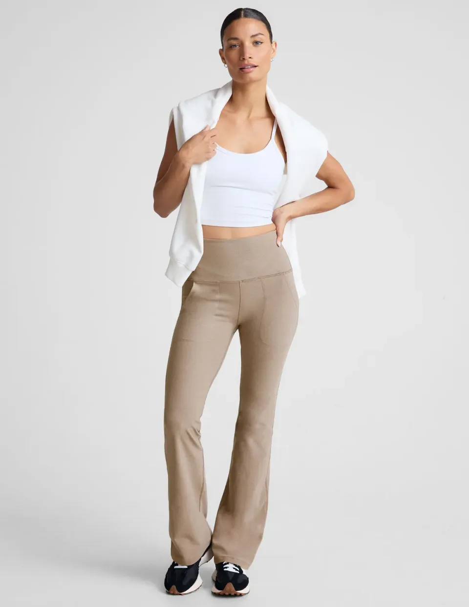 Beyond Yoga Spacedye High Waisted Practice Pocket Bootcut Pant 31" träningsbyxor Birch Heather