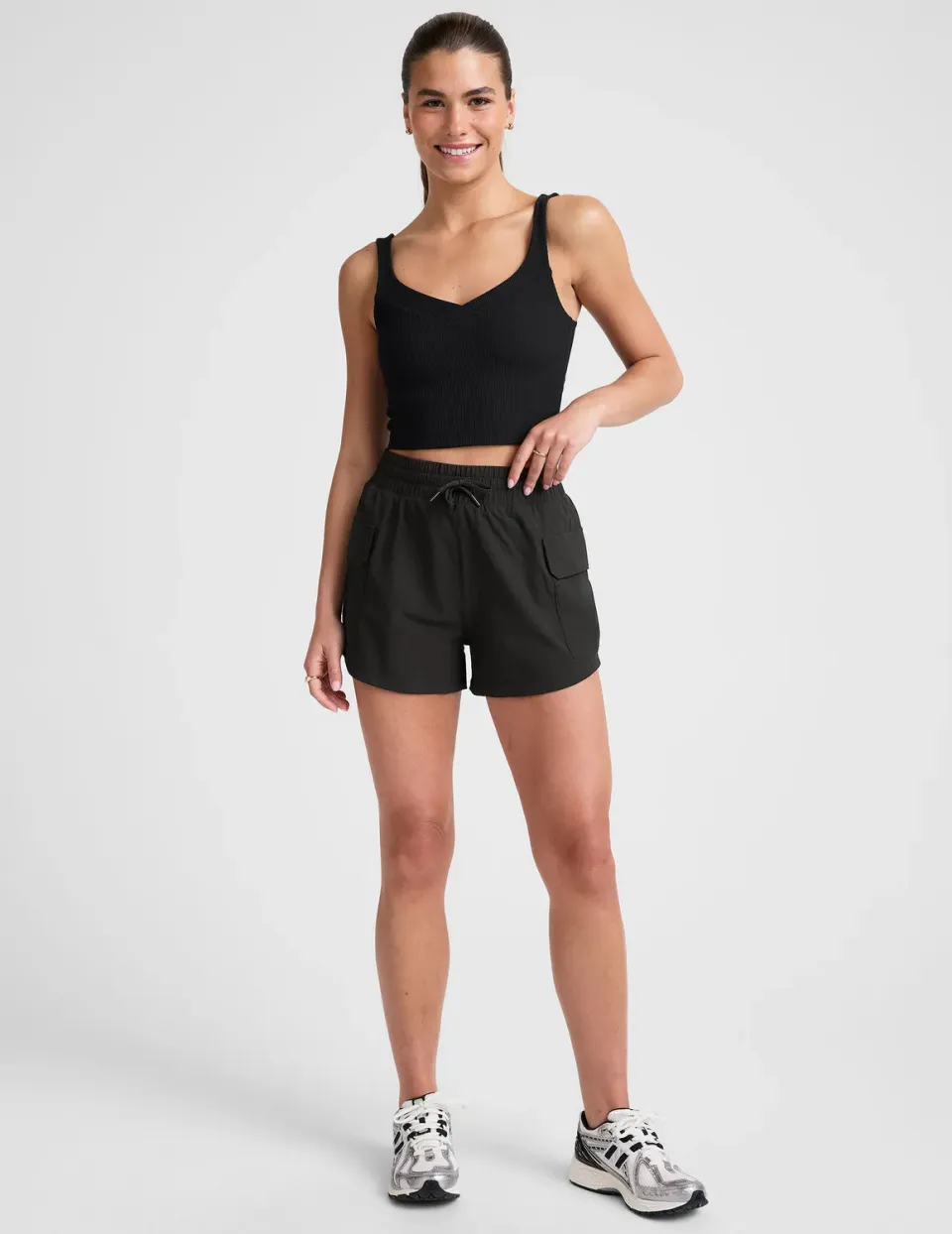 Beyond Yoga Peak 3 Short shorts Black avslappnad