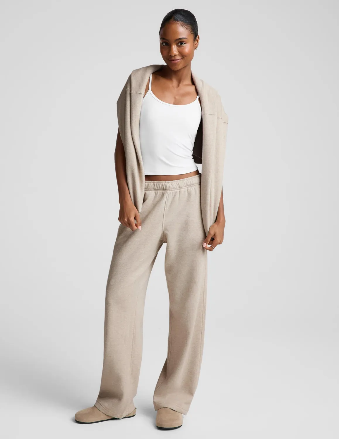 Beyond Yoga LuxeFleece 2.0 Straight Leg Sweatpant 31" mjukisbyxor oatmeal