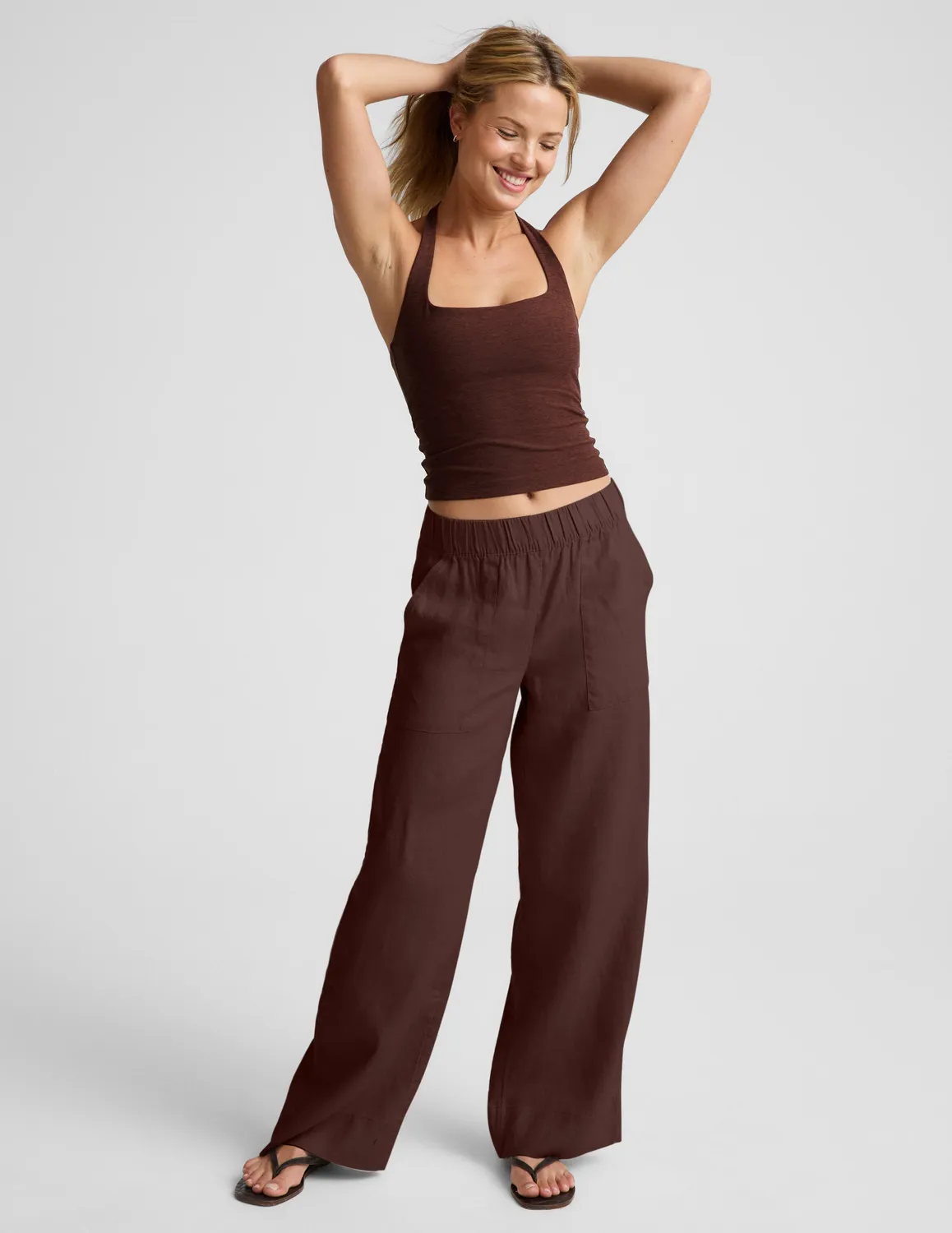 Beyond Yoga Spacedye Square Halter Tank linne beige melerad med bh