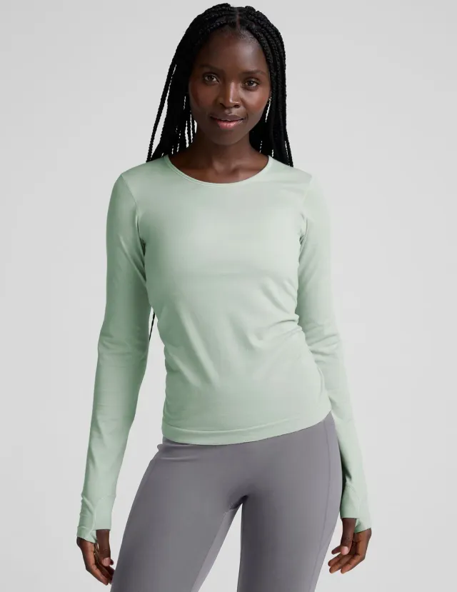Beyond Yoga LuxeKnit Merino Wool Crewneck ulltröja Mist Spray med tumhål