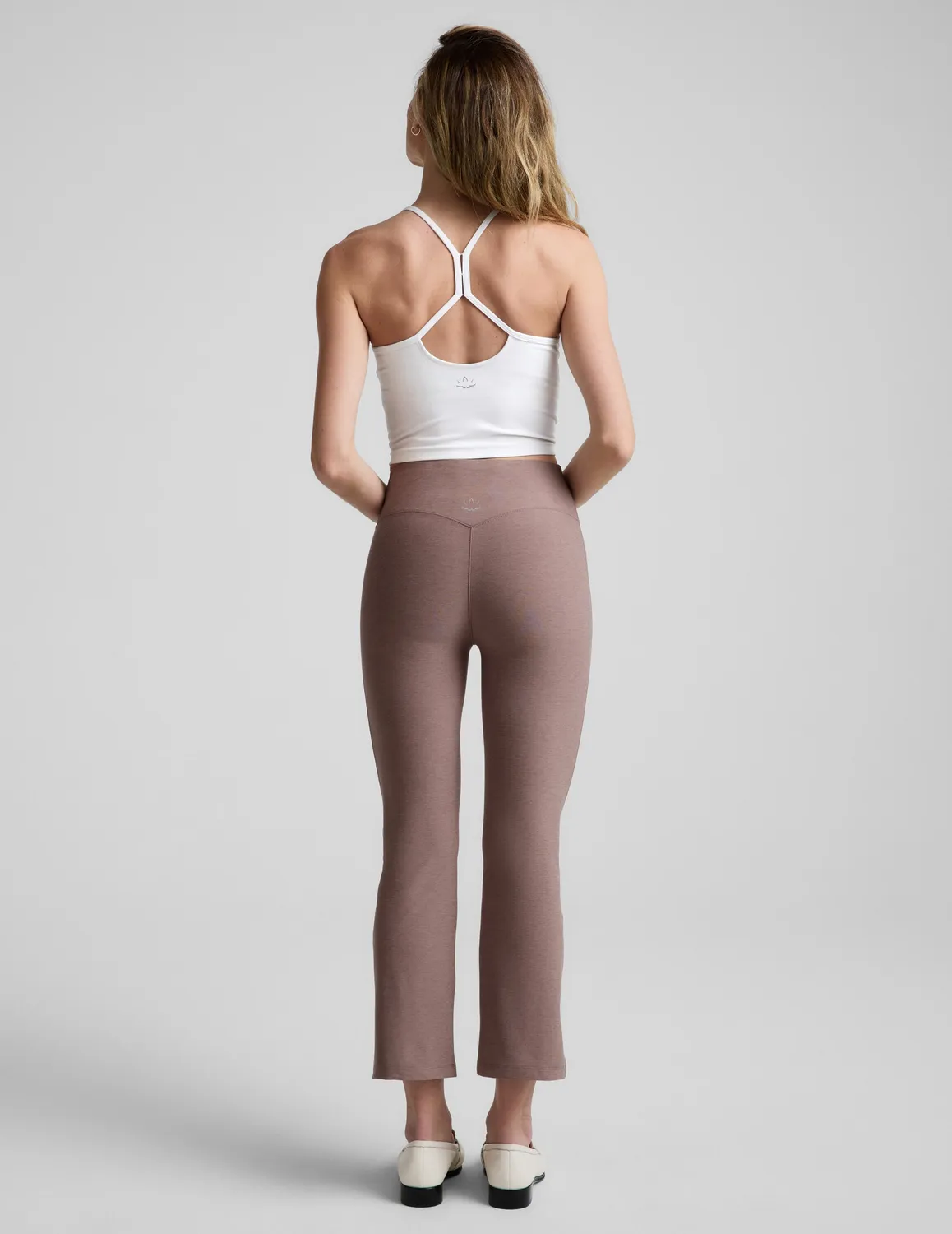 Beyond Yoga Spacedye Pintuck Kick Flare yogabyxa Rosey Taupe melerad