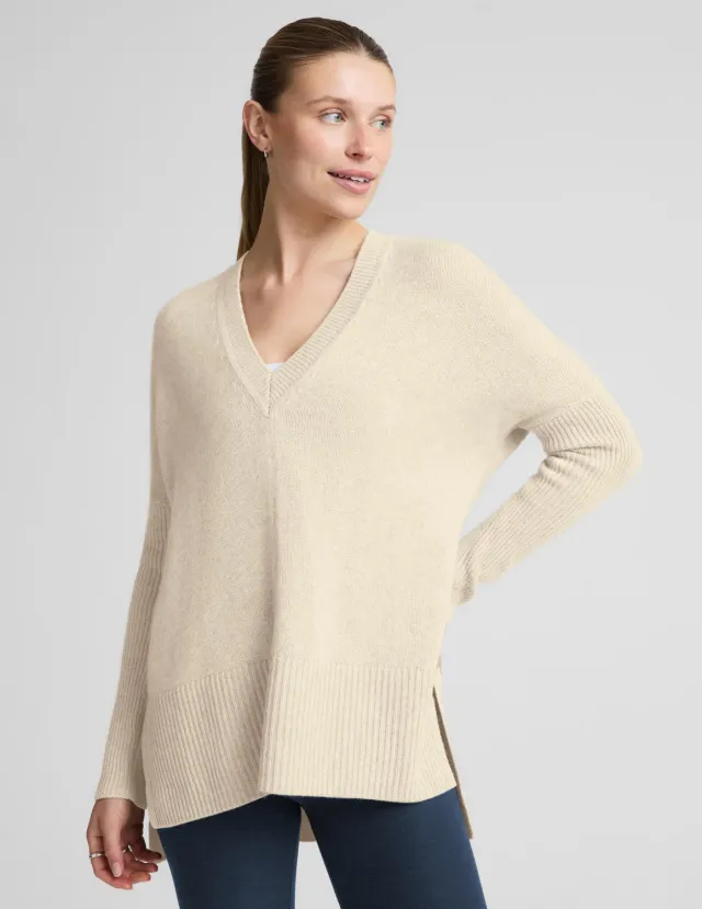 Beyond Yoga Wool-Cashmere V-Neck tröja Ivory lång