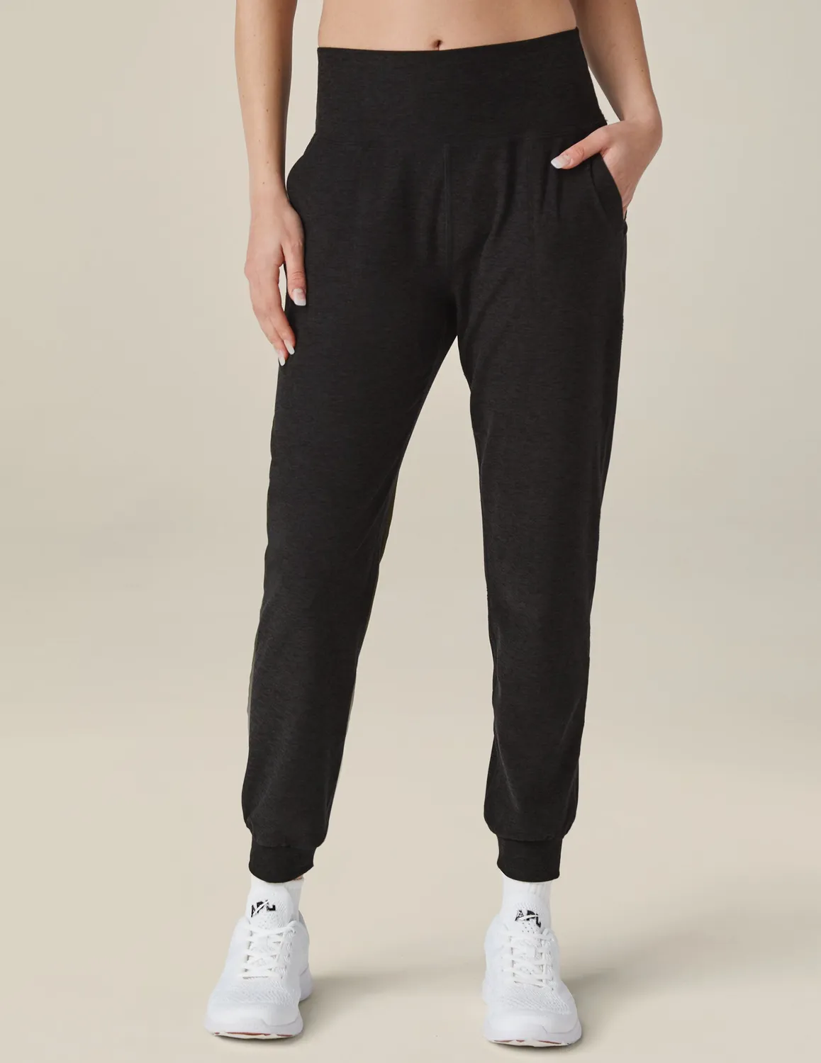 Beyond Yoga Spacedye Midi Jogger mjukisbyxor Darkest Night mjuk