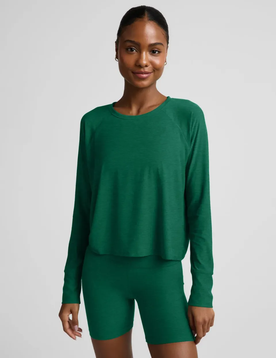 Beyond Yoga Featherweight Daydreamer Pullover träningströja Legacy Pine lätt