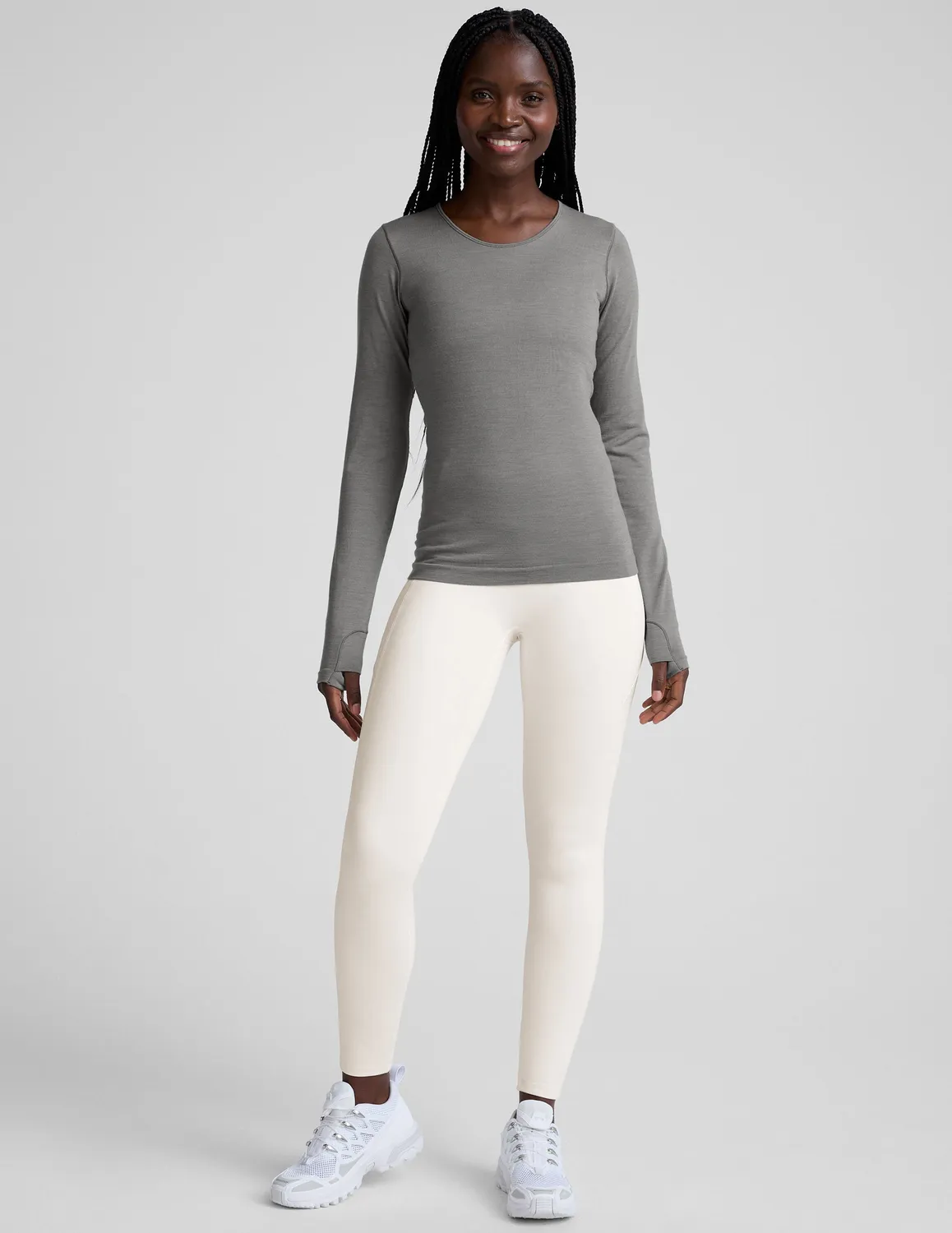 Beyond Yoga LuxeKnit Merino Wool Crewneck ulltröja Storm Gray Heather tumhål