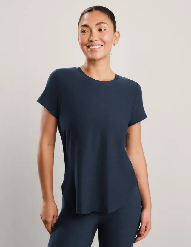 Beyond Yoga Featherweight On The Down Low t-shirt Nocturnal Navy