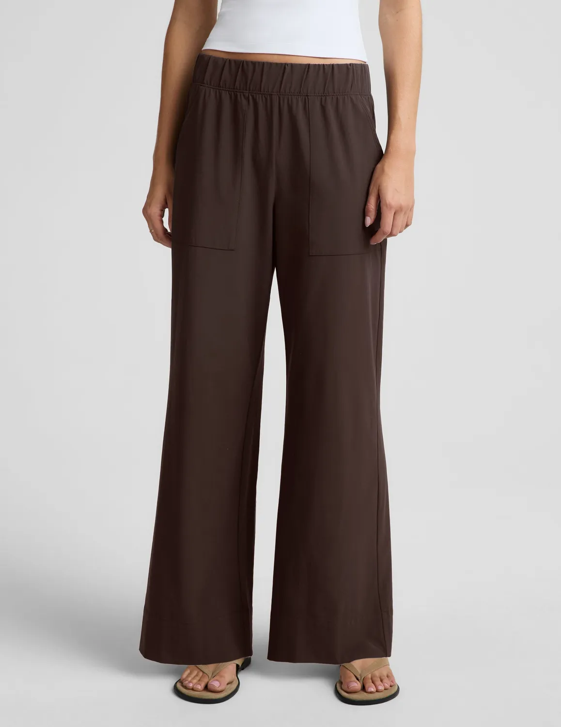Beyond Yoga Easy Wide Leg Pant 31" byxor Dark Chocolate vida